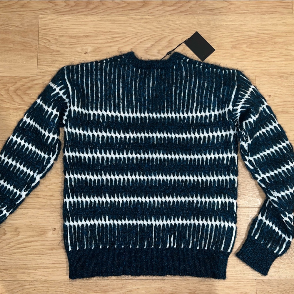 Authentic Alexander Wang women’s sweater size small.